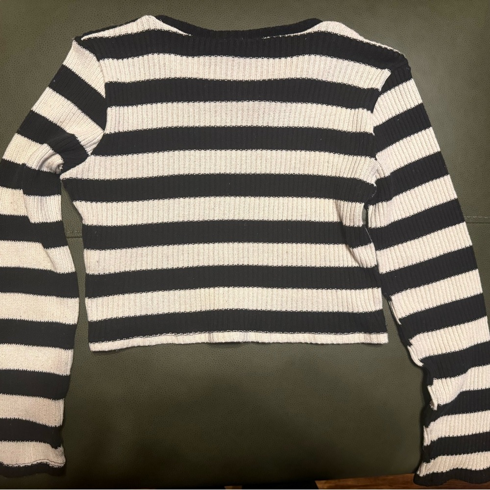 Zara striped long sleeve crop top, size M - Picture 4 of 4